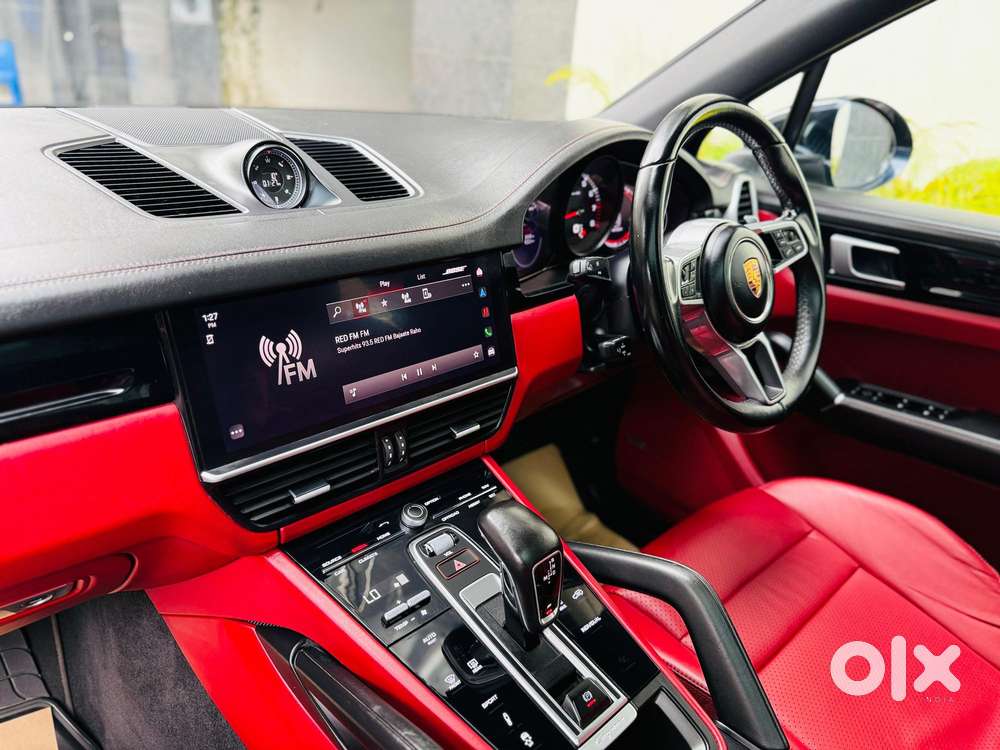 Porsche Cayenne Base, 2022, Petrol