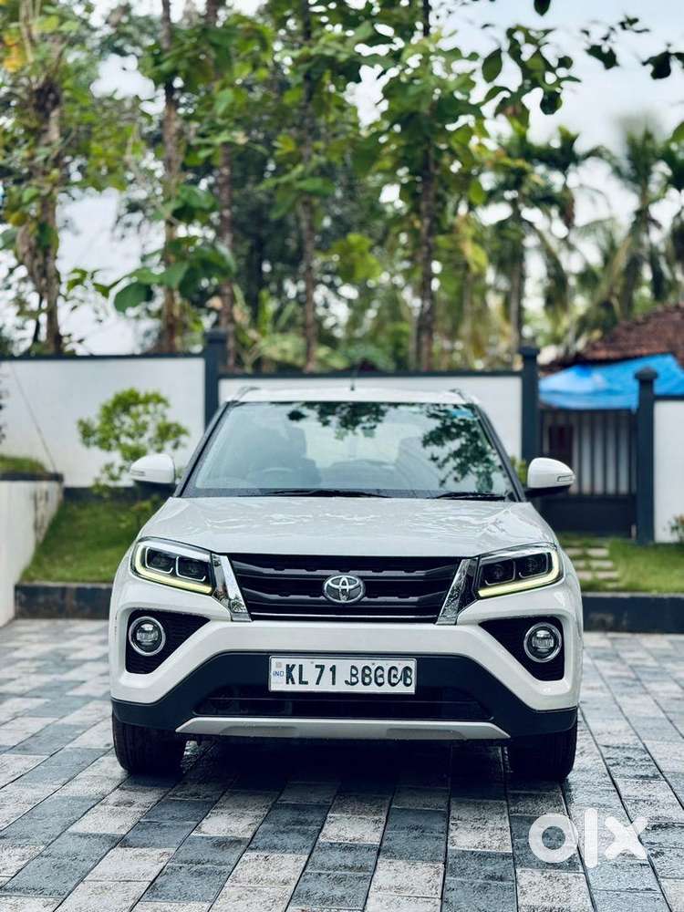 Toyota Urban Cruiser 2022 Petrol 61495 Km Driven