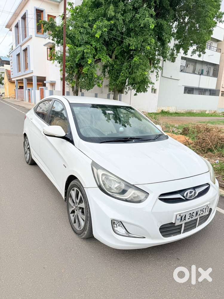 Hyundai Fluidic Verna 2014 Diesel Manual
