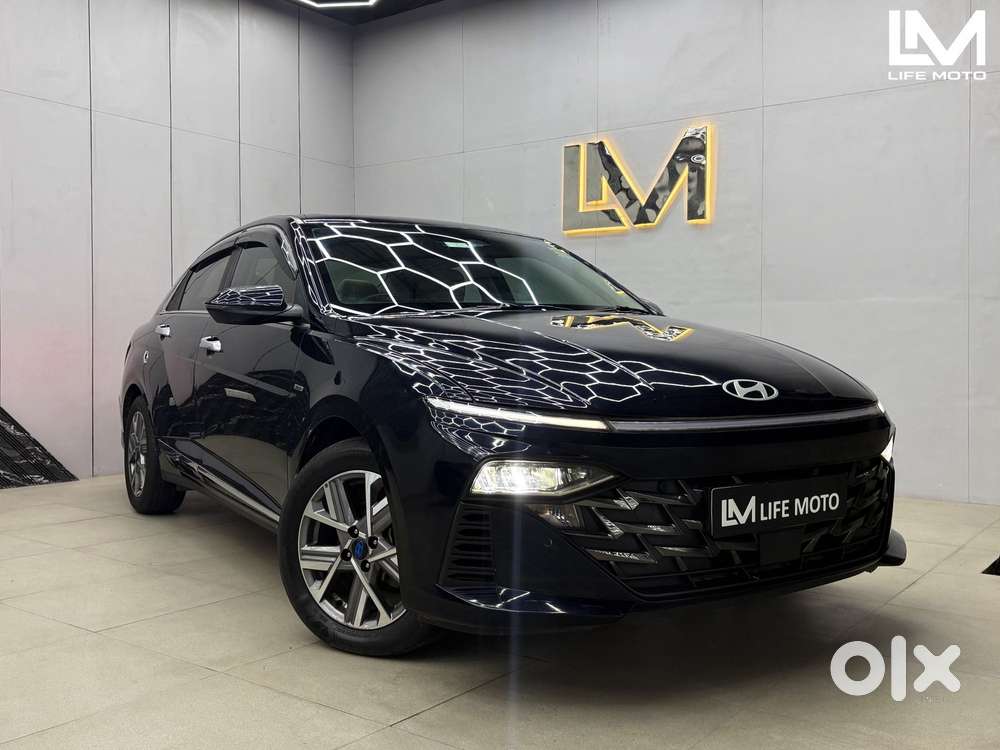Hyundai Verna Sx(o) Petrol At, 2023, Petrol