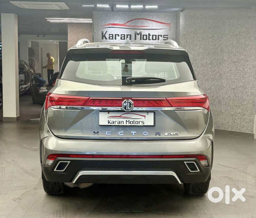 Mg Hector Plus Sharp Pro 1.5 Turbo Petrol Cvt 6 Str, 2023, Petrol