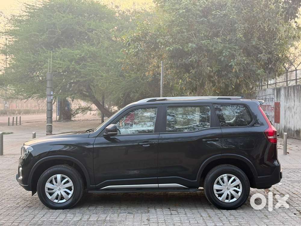 Mahindra Scorpio N Z6 Diesel Mt 2wd 7 Str, 2023, Diesel