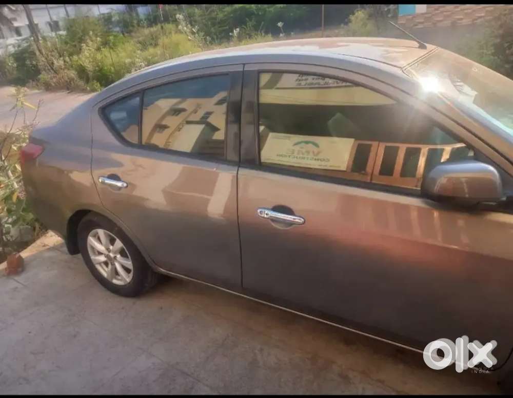 Nissan Sunny Petrol 2011