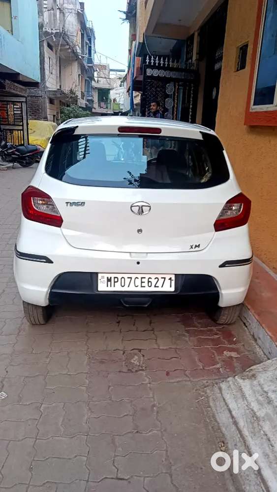 Tiago Xm Petrol Cng