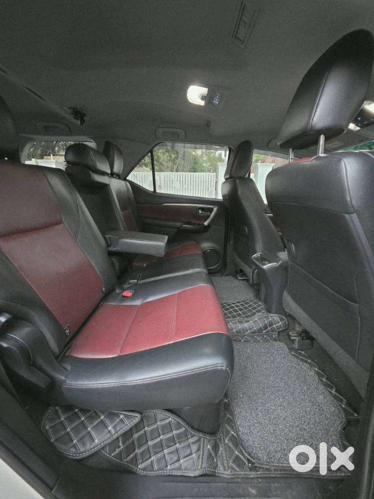 Toyota Fortuner Legender 4x2 At 2.8, 2022, Diesel