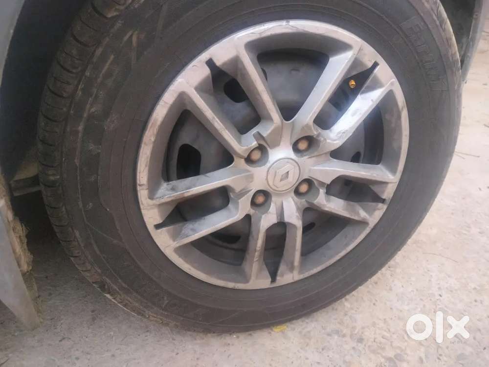 Renault Triber Rxt 2023