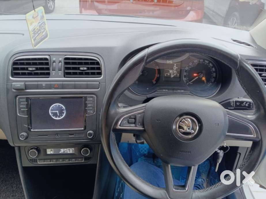 Skoda Rapid 1.6 Mpi Style, 2018, Petrol