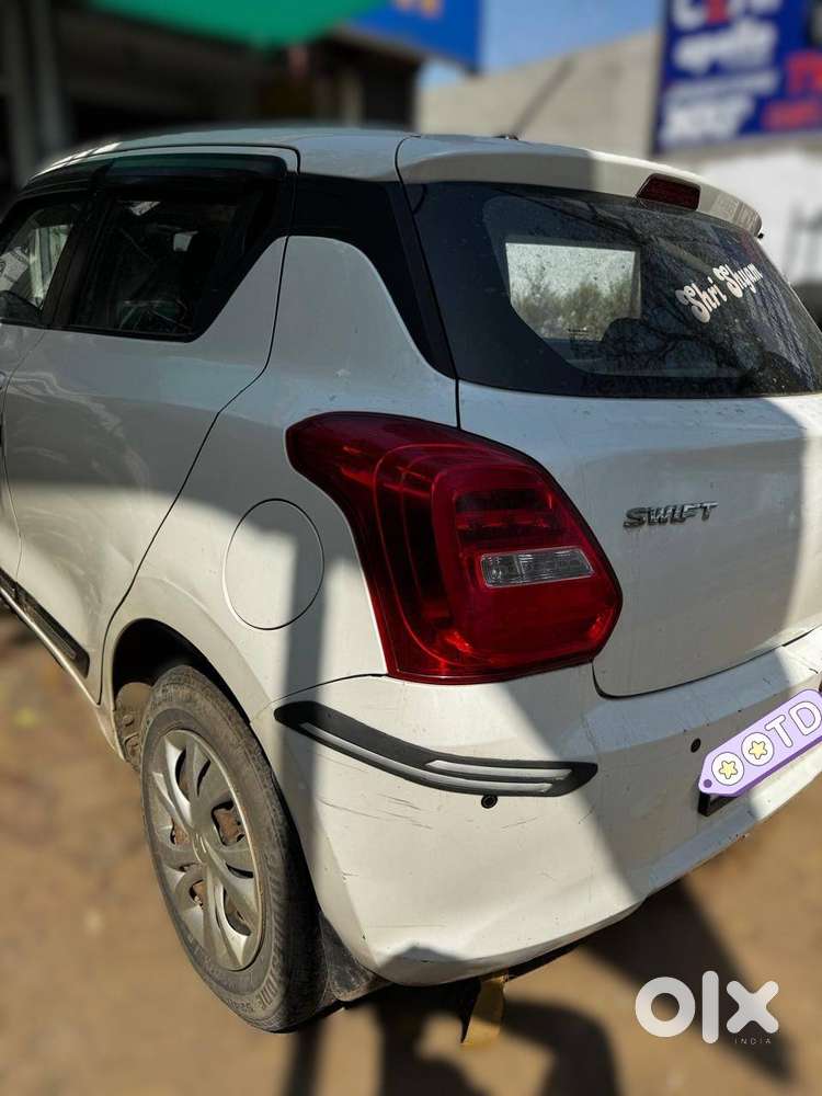 Maruti Suzuki Swift 2018 Cng & Hybrids Well Maintained