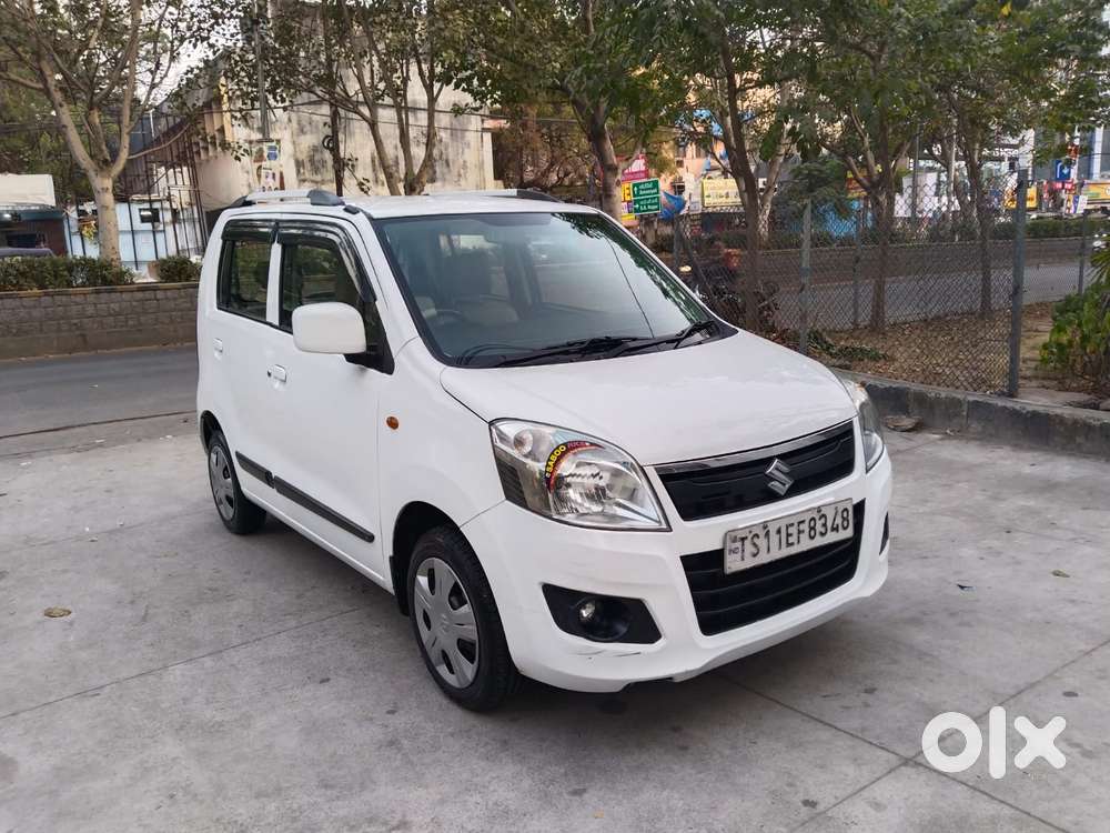 Maruti Suzuki Wagon R Vxi Amt1.2, 2015, Petrol