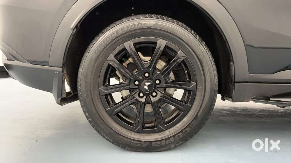 Mahindra Xuv700 2.2 Ax 7 Diesel At Luxury Pack Str, 2024, Diesel