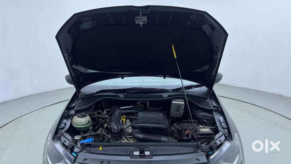 Volkswagen Vento Tsi, 2021, Petrol