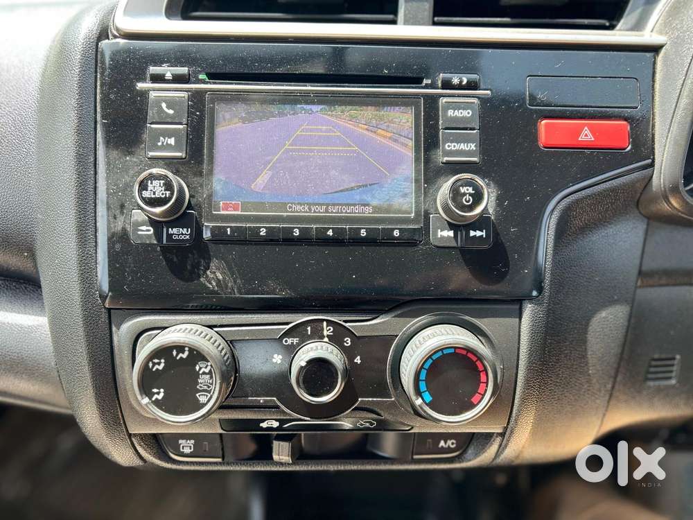 Honda Jazz Sv Mt I-vtec, 2015, Cng & Hybrids