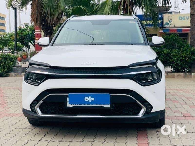 Kia Carens 1.5 Luxury Plus Diesel At 7 Str, 2022