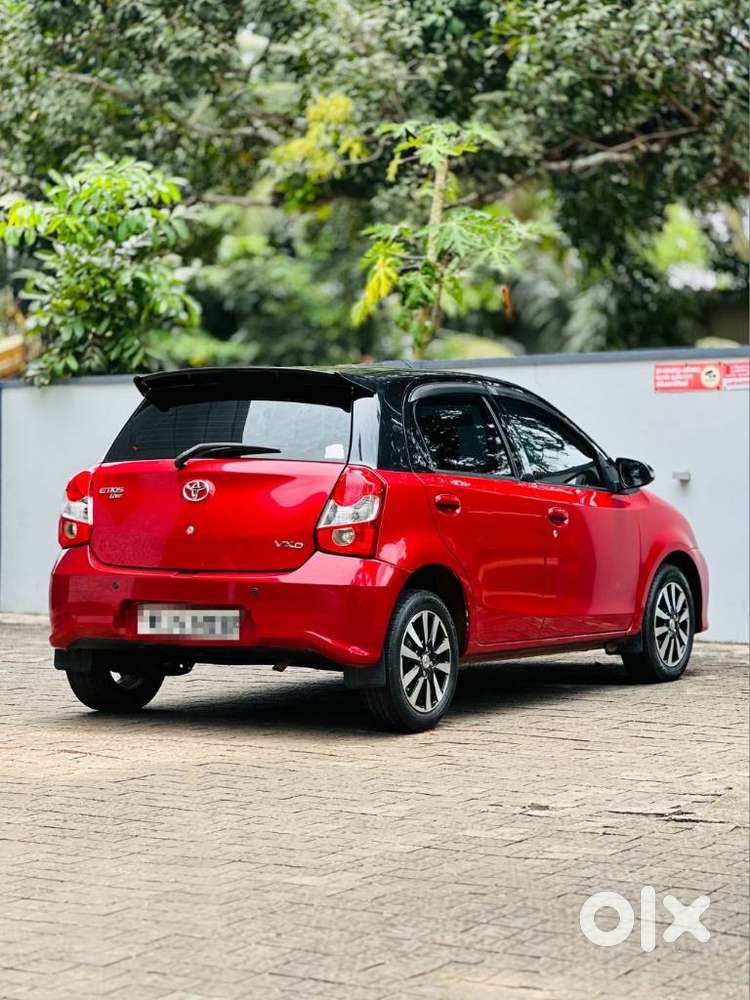 Toyota Etios Liva Vxd Dual Tone, 2018, Diesel