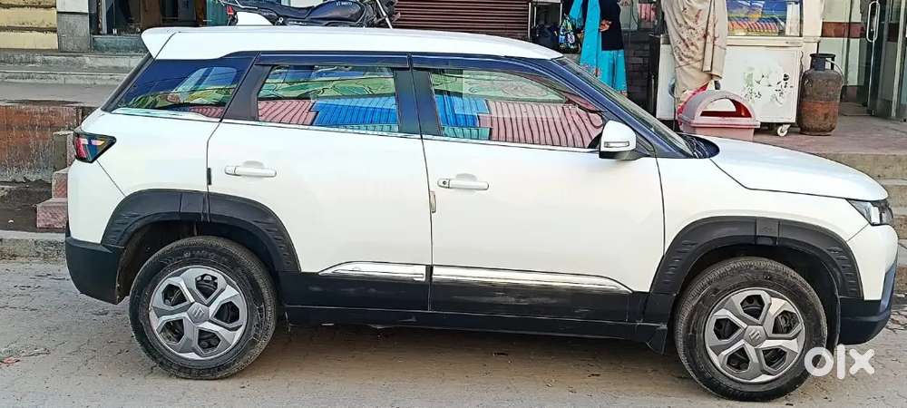 Maruti Suzuki Brezza 2023 Vxi Cng Optional 46000 Km Driven