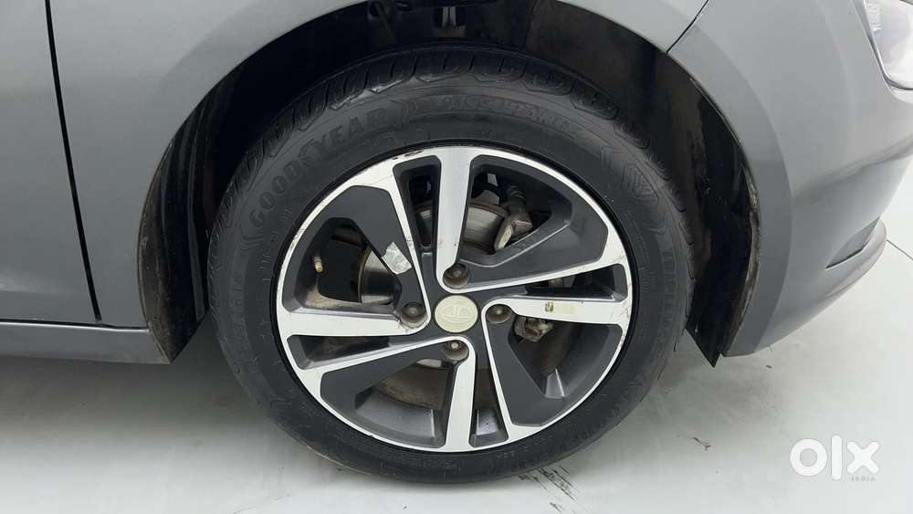 Tata Altroz 1.5 Xz Plus Diesel, 2021, Diesel