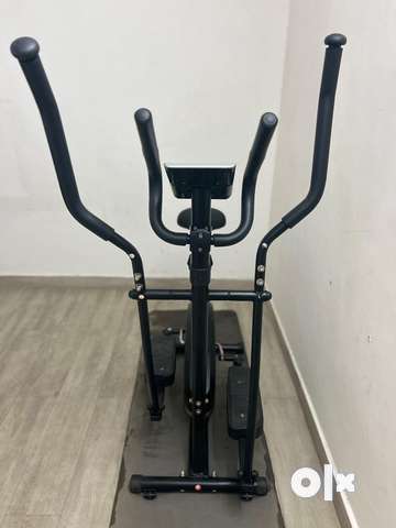 Almost new less used. COSCO Elliptical Trainer Bike CET 80E Gym Fitness 1774474719
