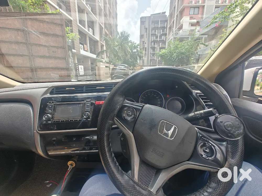 Honda City 1.5 V 2015