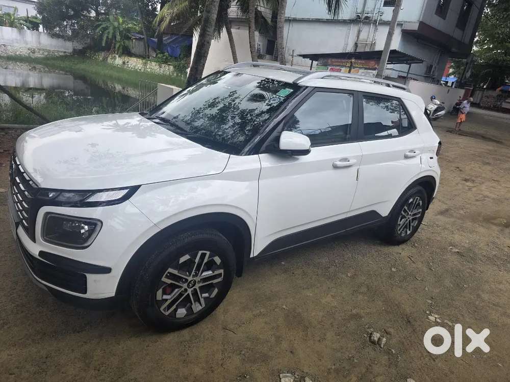 Mint Condition Hyundai Venue Sx Diesal Top Variant