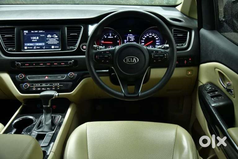 Kia Carnival Prestige, 2020, Diesel