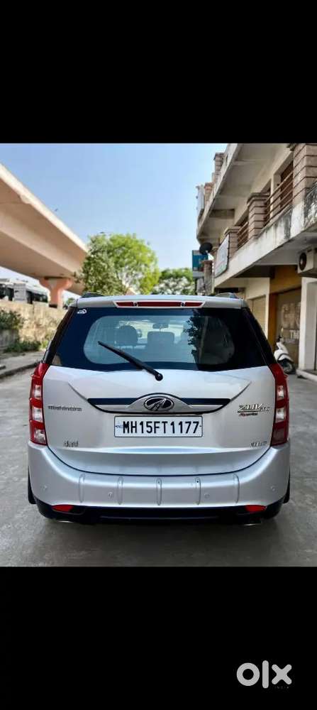 Mahindra Xuv500 2017 Diesel 90000 Km Driven