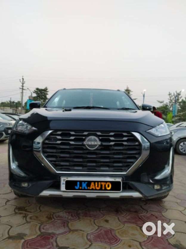 Nissan Magnite 1.0 Xv, 2022, Petrol