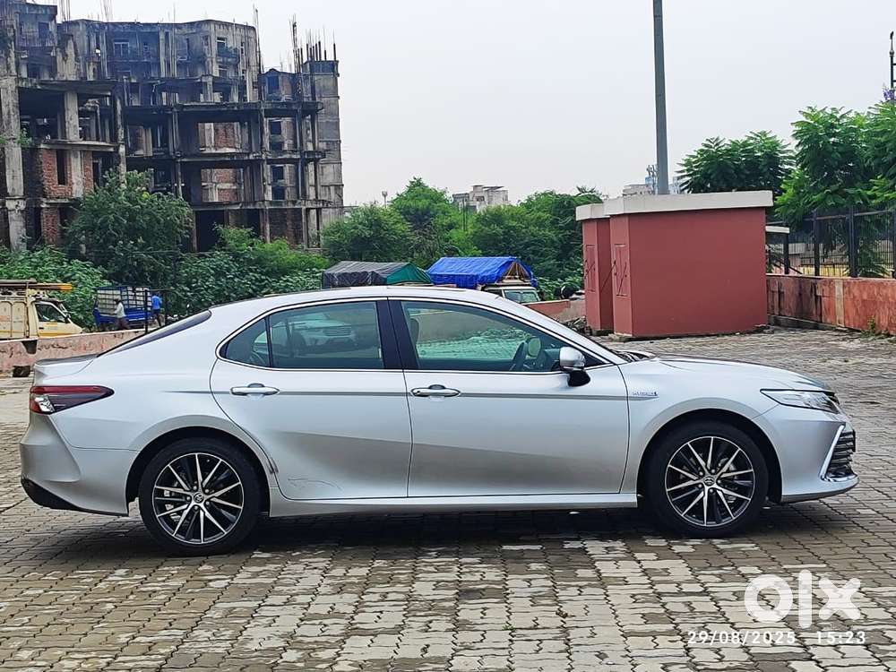 Toyota Camry Hybrid, 2024, Petrol