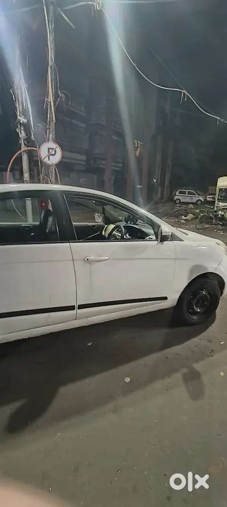 Tata Zest Revotron 2017