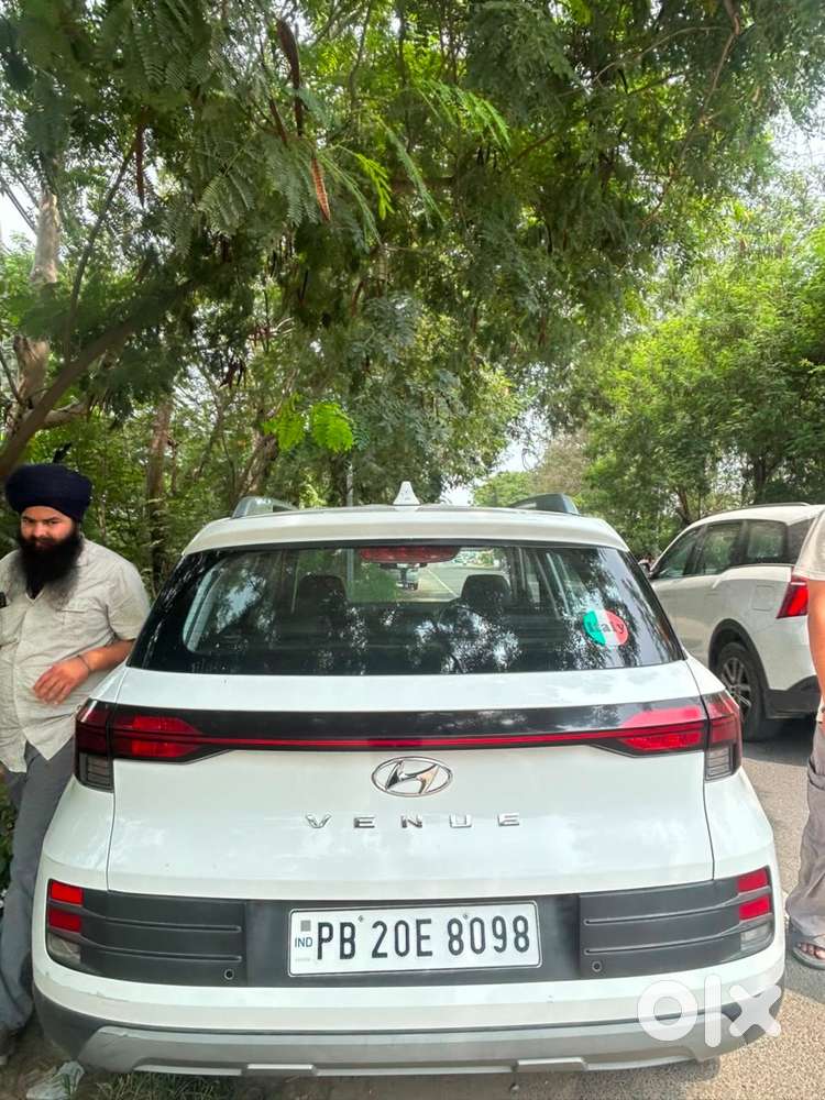 Hyundai Venue 2023 Petrol