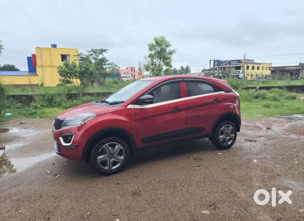 Tata Nexon 2017 Petrol 45000 Km Driven