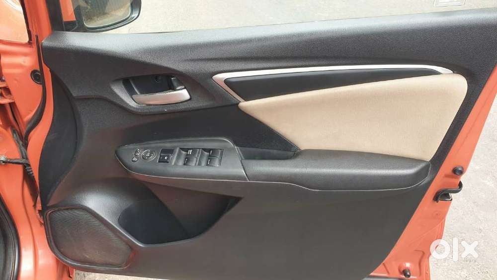 Honda Jazz V Cvt, 2015, Petrol
