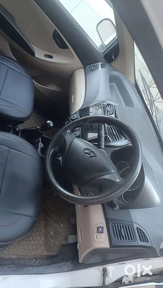 Hyundai Megna Plus Bsiv Petrol + Cng