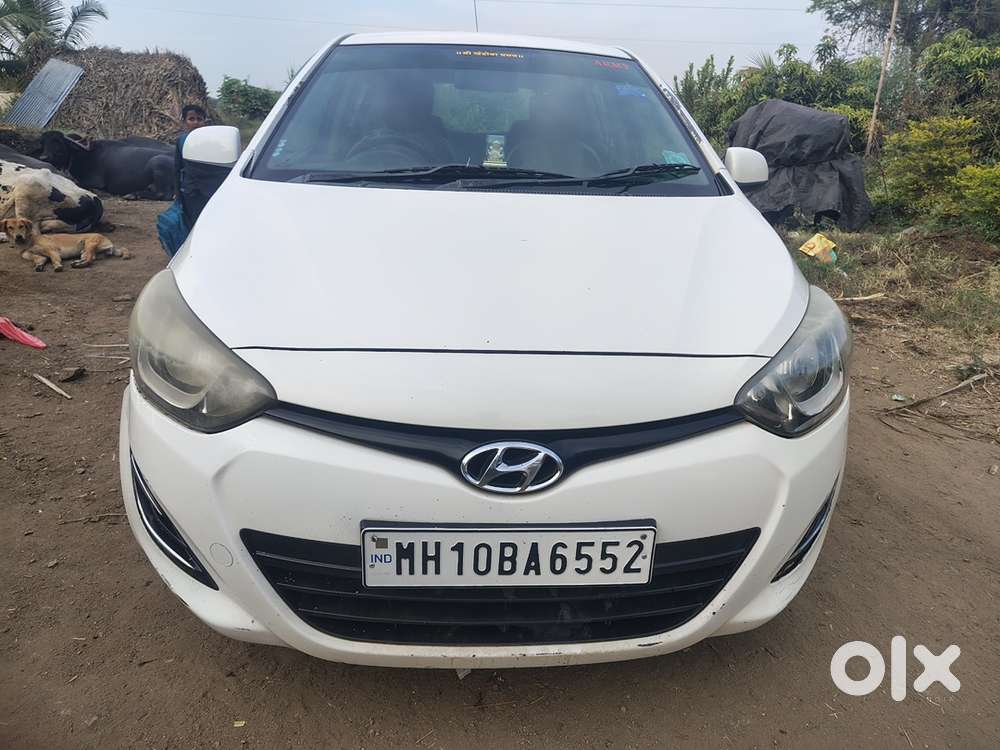 Hyundai I20 2012 Petrol 98000 Km Driven
