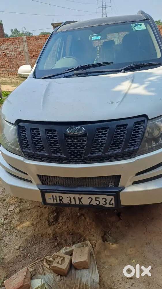 Mahindra Xuv500 2015
