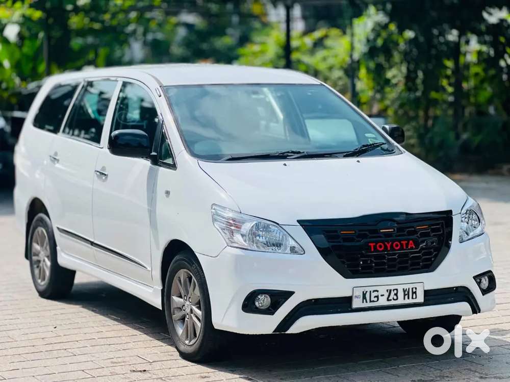 Toyota Innova Diesel 2015