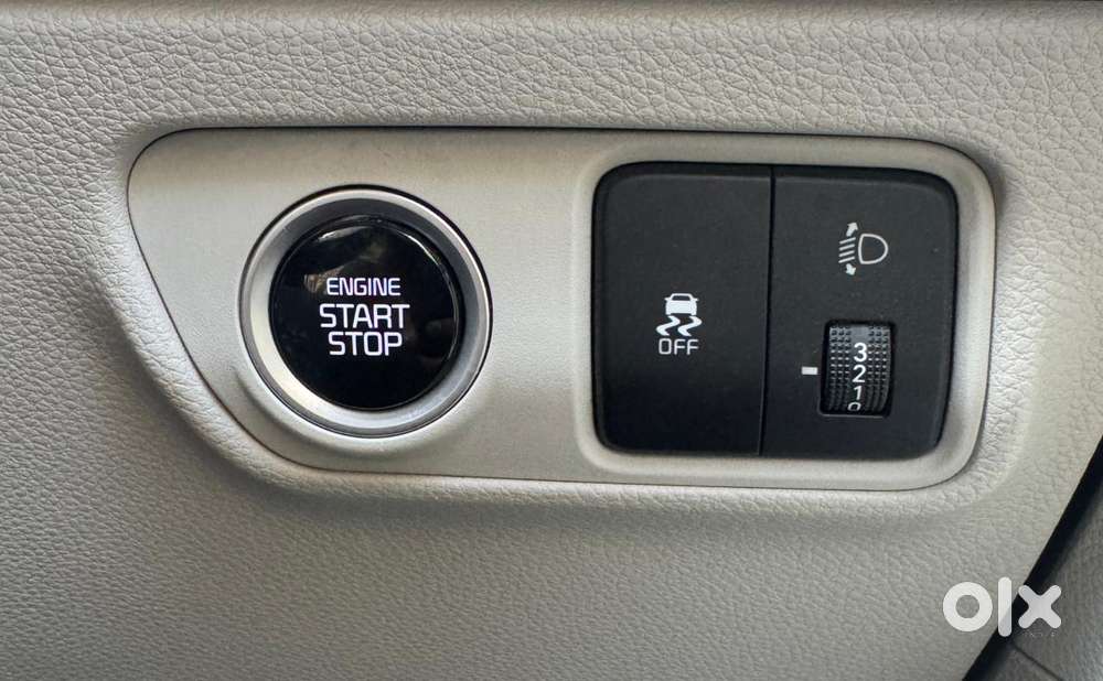 Kia Carens 1.4 Prestige Plus Turbo 7 Str, 2022, Petrol