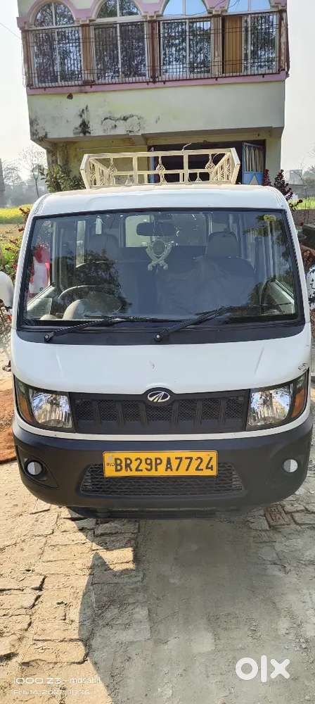 Mahindra Supro Van