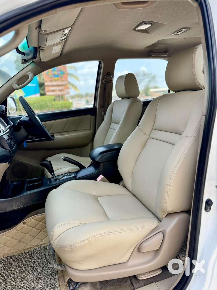Toyota Fortuner 4x2 At, 2015, Diesel