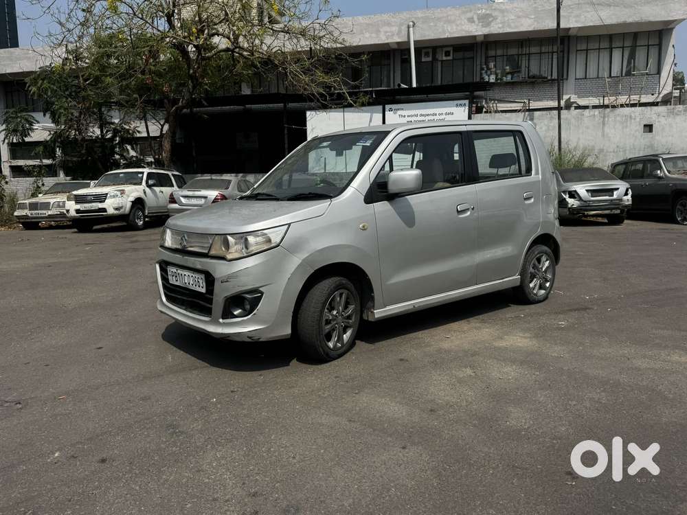 Maruti Suzuki Wagon R Vxi Plus Mt, 2018, Petrol