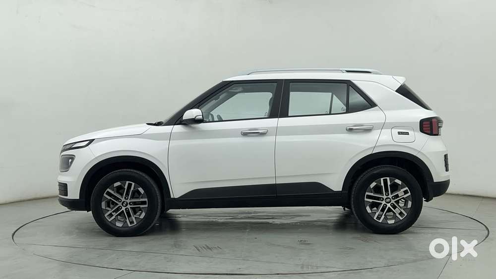 Hyundai Venue 1.0 Sx (o) Turbo Dct, 2024, Petrol
