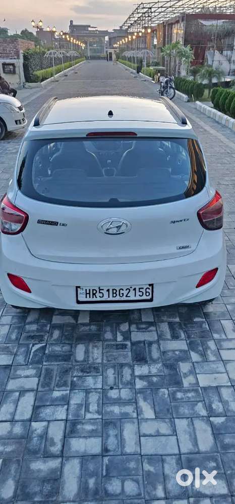 Hyundai Grand I10 Sportz 2015