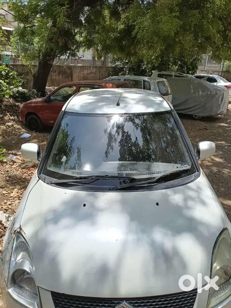 ગાડી ચાલુ કૅન્ડીસન છે