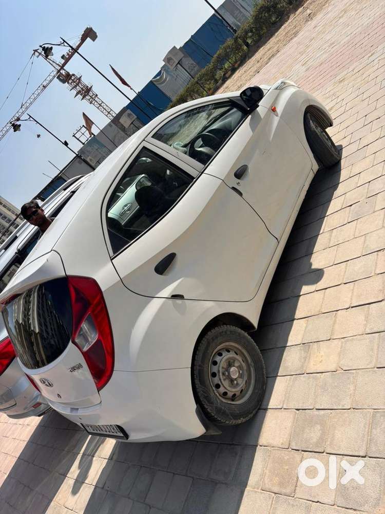 Hyundai Eon 2016 Petrol Well Maintained