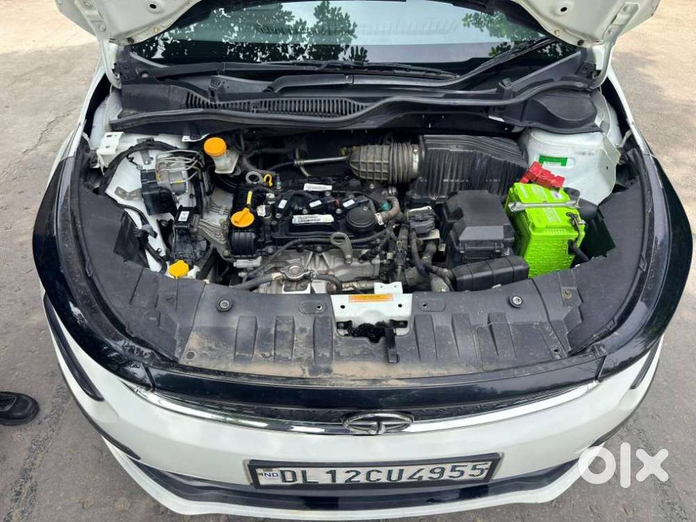 Tata Altroz 1.2 Xe, 2022, Petrol