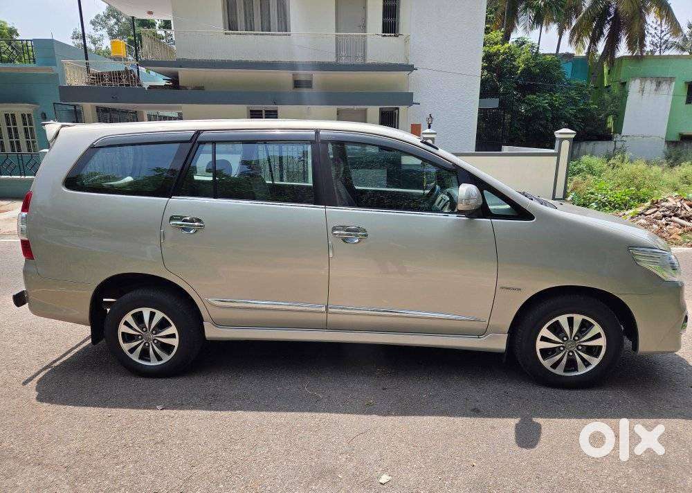 Toyota Innova 2.5 V 7 Str, 2015, Diesel