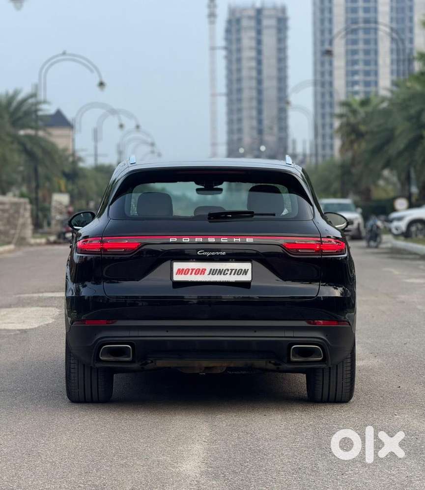 Porsche Cayenne Platinum Edition, 2022, Petrol