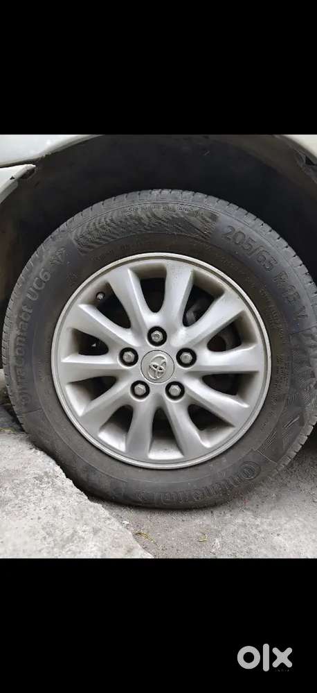 Toyota Innova 2013 Diesel 202000 Km Driven