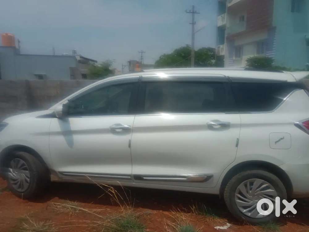 Maruti Suzuki Ertiga 2024 Cng & Hybrids 5555 Km Driven