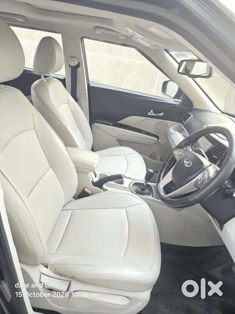 Mahindra Xuv300 W8 (o) 1.5 Diesel Amt, 2022, Diesel