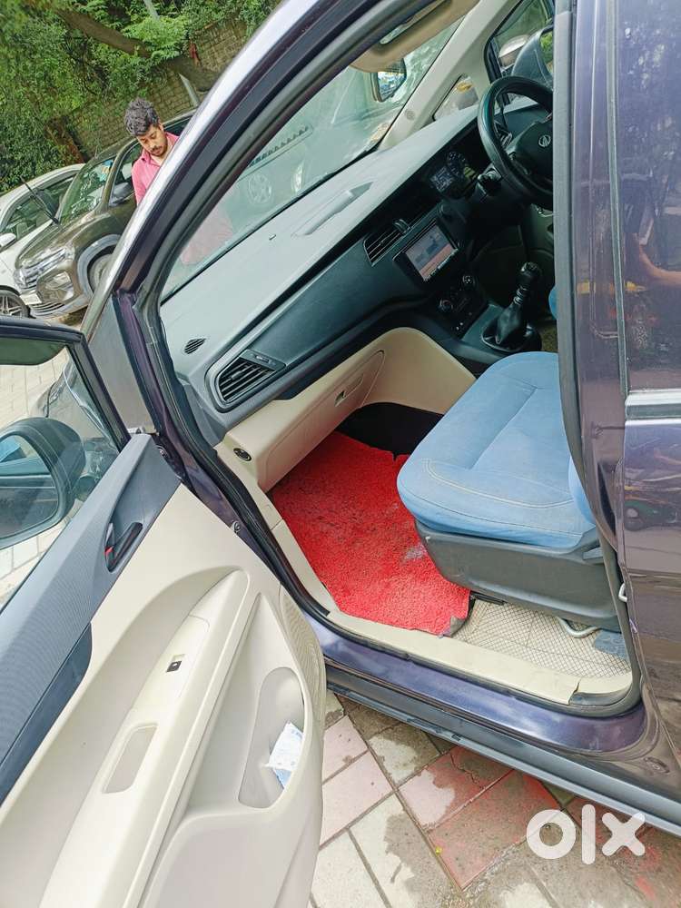 Mahindra Marazzo M2, 2018, Diesel